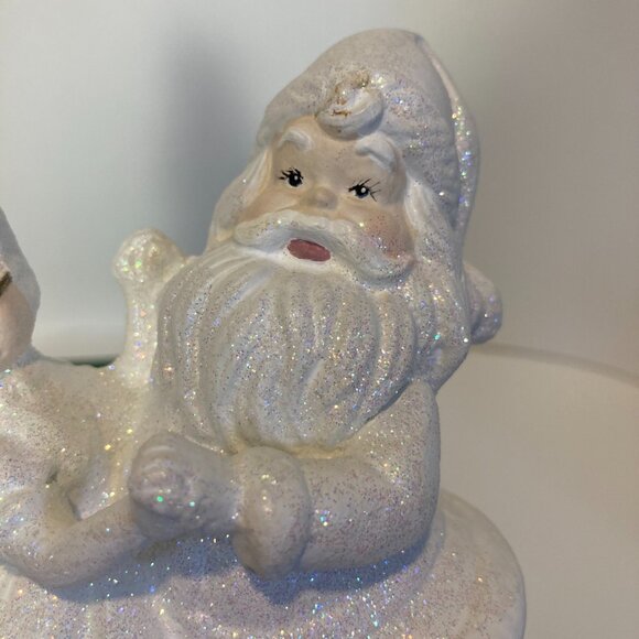 Vintage Santa & Mrs. Claus Dancing Lighted Christmas Tree Ceramic Music Figurine - Picture 3 of 16